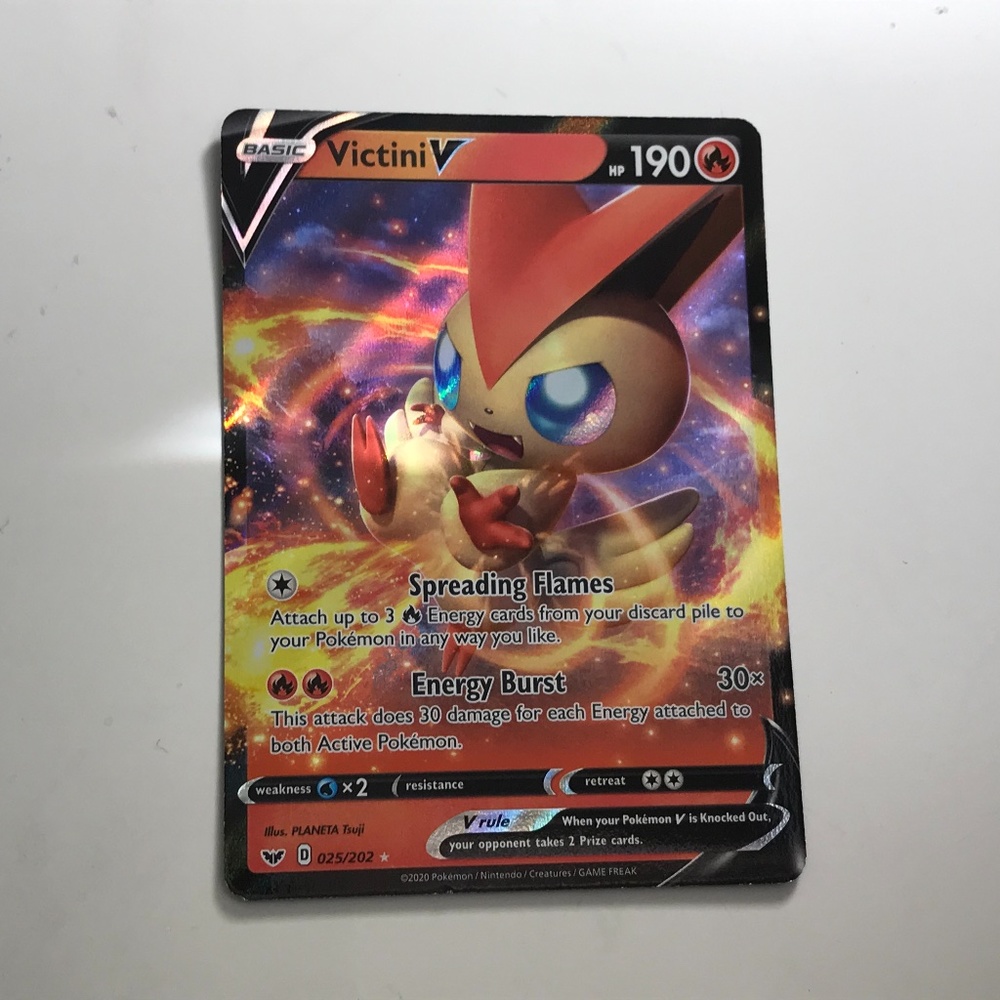 VICTINI V pokemon card